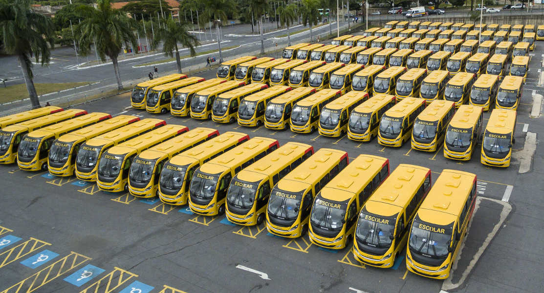 CNH Industrial entregó 900 autobuses de IVECO BUS al Gobierno de Minas Gerais en Brasil
